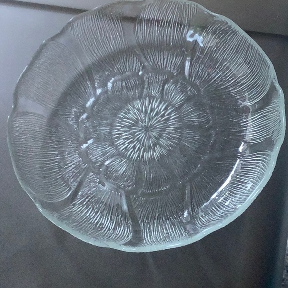 Vintage 2 Decorative 8” Dishes - Picture 3 of 4